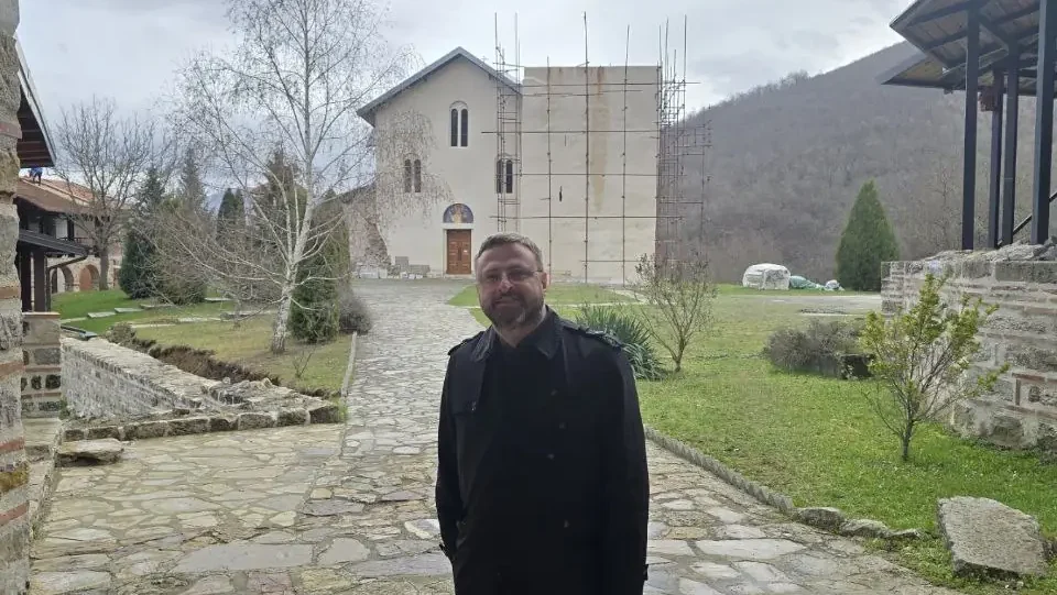Отац Дарко Ђого
